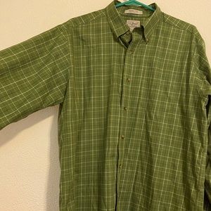 Long sleeve LLBean button down size L